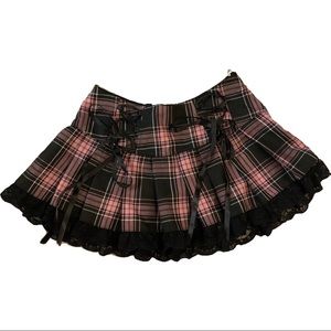 DOLLS KILL WIDOW CHARM SCHOOL DROP OUT MINI SKIRT